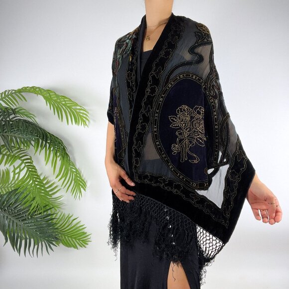 Vintage Black & Gold Silk Floral Velvet Whimsygoth Fairy Grunge Shawl Scarf - Picture 3 of 8